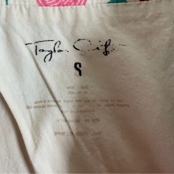 Taylor Swift squirrel pajama top only S - Picture 5 of 10